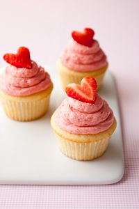 Strawberry Shortcake Cupcakes @Jaclyn Bell {Cooking Classy}