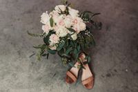 wedding day details. wedding floral inspiration. wedding flowers. wedding shoes. minnesota wedding photographer. gina lee photography.