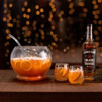 Hosting? Stressful. Jameson Black Barrel Apple Cider Punch? The tastiest way to serve the whole holiday crew.