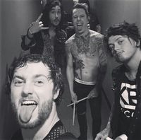 Asking Alexandria \m/