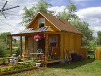 Simple Solar Homesteading