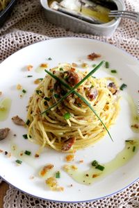 Sardine Spaghetti with Chives