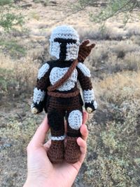 Crochet Mandalorian designed by @stayandcrochet0401