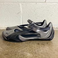 🤍 SOLD 🤍 Mid-2000s strapped Puma racing ballet flats in black and silver 🤍 Condition is excellent, the upper is looking incredible for th… | Instagram