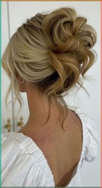 Discover your next go-to look with these adorable and easy hairstyles for medium hair! From stylish summer braids to quick hair ideas, you'll find the perfect cute hairstyles to try. Whether you're in need of a chic updo or simple everyday styles, these hair ideas will inspire you. Embrace effortless beauty and transform your medium-length hair with these versatile and trendy options. #HairStyles #HairIdeas #CuteHairstyles #MediumHair #EasyHairstyles #SummerBraids