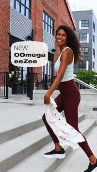 Our classic eeZee silhouette is NOW available with an additional 42% more OOfoam™!

Be recovery-ready when yOO take your recovery [and style] to new heights with OOmega. Tap shop to elevate your #ActiveRecovery today.