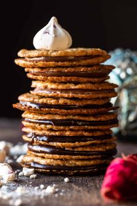 Easy Hot Chocolate Lace Cookies.