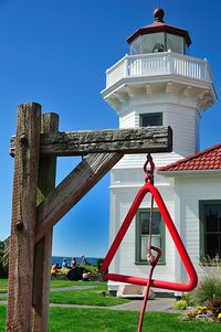 We have some great local lighthouses that make great summer family photo spots! Lighthouse Bell, Puget Sound, Washington, US