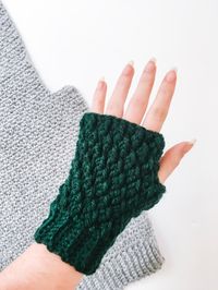 Aspen Mittens - Crochet Fingerless Gloves Pattern - Burgundy and Blush