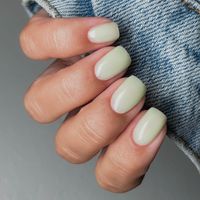 Ladurée is a beautiful, soft Pistachio green, semi-opaque shade that is Spring in a bottle. A pretty base for Spring/Summer inspired nail art or worn alone for a fresh and delicate look. FLEX & BOOST™ lightweight builder gel formula, adds strength to natural nails, evens out ridges and imperfections. Apply Superbond Base Coat prior to application for extra adhesion and to promote longevity. Please note, FLEX & BOOST™ is not suitable for building nail extensions. HEMA, Di-HEMA, IBOA & HPMA Free M