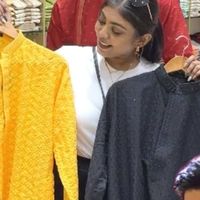 Sristi Pradhan | Kolkata Blogger on Instagram: "Tag your MALE BFF😋💕 Found this hidden gem in Kolkata, located in New Market as well as various parts of Kolkata. This is literally a heaven for all the guys out there. You can get varieties of Bollywood and designer inspired premium and affordable Kurta Pajama, Punjabi, Dhoti, accessories and many more. 📌Khaas || @khaas.in 1. New Market (inside hog market) - 8697848532 2. Madge Lane (opposite Globe Mall) - 8420063686 ⏰Monday to Saturday (11:00 am-8:30pm) 3. City Centre Newtown (opposite KFC) - 8334975133 4. Lake mall (2nd floor) - 8777855503 5. City Centre Haldia - 8276978831 ⏰Everyday (11:00 am-9:00pm) 💸Pocket pinch: Starts from 790+ ⚡️Quality: 10/10 ♥️Recommendation: 10/10 #clothingbrand #menswear #ethnicwear #cheapdeals #cheapbuysinkol