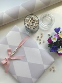 Gift messages with beads, I love this idea