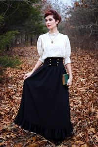 This victorian renaissance skirt can use more occasions. Renaissance festival, stage performance, steampunk party, Halloween, club, fashion show, casual wear, etc. Great for gothic costume