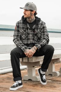 In a pirate’s life, If you’re sailing under the black flag then you know quarter was given for your life after the rummage. It’s means for a pirate to move forward and know there is more sea to sail, more freedom to be sought. Introducing the Black Flag Premium Hooded Flannel.• UNISEX item• Cotton/polyester blend custom flannel• Ultra soft flannels• 55% cotton/45% polyester• Unlined hood• Split-stitch double-needle sewing on all seams• Standard fit