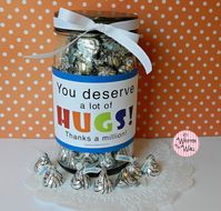 Hugs for #TeacherAppreciation Gifts. Gotta See the tags and labels that make putting together your Teacher Appreciation gifts Super Simple!