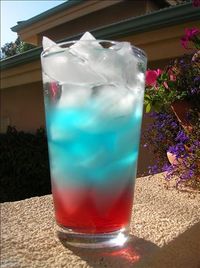 How does it work? the drink with the highest sugar content stays on the bottom...use red fruit punch on the bottom, blue Gatorade in the middle, diet 7-up or sprite on top..... Good for the kids for the 4th!