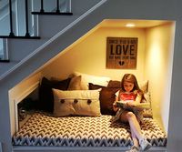 Constructing a reading nook doesn’t have to be hard. Give these 4 DIY reading nook projects a try!