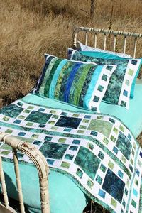 Add Color to Your Bed with This Versatile Pattern - Quilting Digest