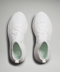 Designed for Running and Training. Chargefeel fits true to size for most: for wider feet, go up half a size. Chargefeel is an everyday neutral running and training show.Smooth liner adds second-skin-level comfort. Dual-density midsole is springy enough for running, agile enough for training. Pressure-mapped outsole delivers traction and flexibility.