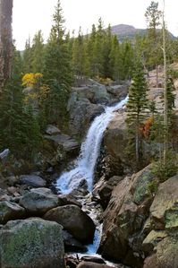 Hiking Rocky Mountain National Park: The Loch Vale Trail - Park Chasers