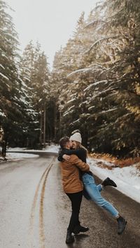 Winter Couples Photoshoot  • PNW photographer  • Winter outfits  • Fun couples photos