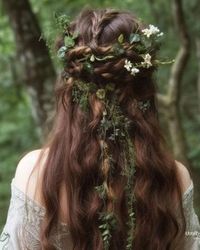 Top 10 Spooky Witchy Hairstyles To Must Try This Halloween