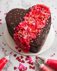 Valentine's Day Chocolate Cake Tutorial - Flour & Floral