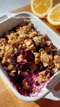 30min · 1 serving     Ingredients:  • 1 cup blueberries  • 2 tsp maple syrup  • 2 tsp lemon juice  • 1 tsp flour  crumble:  • 1 tbsp flour  • 1/4 cup oats  • 1 tbsp crushed pecans  • 1 tbsp maple syrup  • 1 tbsp coconut oil  • Pinch cinnamon  BAKE 350 FOR 20-25 MIN AND ENJOY €3)