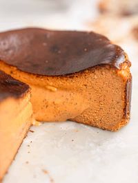 Thai Tea Basque Cheesecake - Catherine Zhang