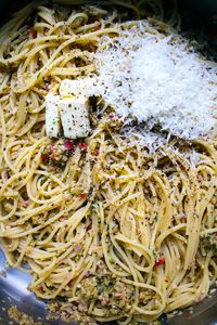 Olive Tapenade Spaghetti with Garlic Breadcrumbs| I Will Not Eat Oysters