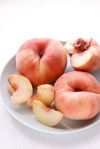 food styling :: peach...