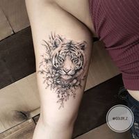 Tatuagem de tigre feminina