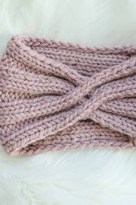 Cable Twist Headband – Free Pattern