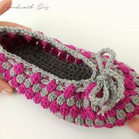 Te comparto el paso a paso para tejer #pantuflas a #crochet de manera muy fácil. Puedes ver el paso a paso completo en el enlace #InspérateEnCasa #ganchillo