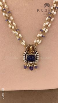 ► Book Your Slot At:📲+91-8499011111.This Lord Ganesh Pendant Pearl Necklace. This Wonderful Item Effortlessly Combines Spirituality And Style. Pearl Jewelry Has A Timeless Beauty That Will Elevate Your Style. This Beaded Necklace, A Wonderful Combination Of Heritage And Innovation, Is A Must-have For Every Jewelry Collection.📍Visit our store Krishna Pearls. #krishnapearls #krishnapearlsjubileehills