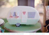 Pastel Caravan Cake. Image: Pickle Photography.