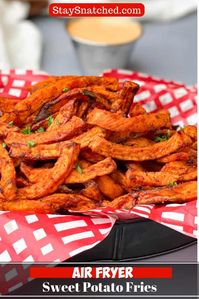 Air Fryer Crispy Crunchy Sweet Potato Fries are healthy fried sweet potato french fries that are low in fat and perfect for guilt-free meals. #AirFryer #AirFryerRecipes