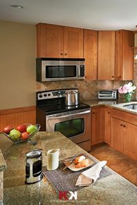 Get pre-assembled kitchen cabinets that are quality-built by skilled American woodworkers.