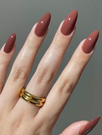 fall nail colors, fall nail art, fall nail designs, fall nails designs, fall nail inspiration, fall nails 2024, autumn nail designs, autumn nail colors, autumn nails inspiration, autumn nail looks, autumn nail inspo, brown nail design, fall almond nails, fall nail colors trends, #fallnails #autumnnails #nailcolors #shortnails #brownnails