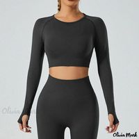 Olivia Mark - Comfortable Workout Outfit for Female Yogis