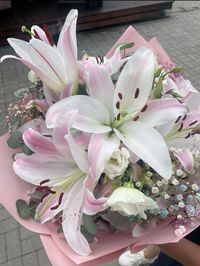 #lilies #flowers #pinkflowers #bouquet #pinklilies #lily #beautifulbouquet #pinkbouquet