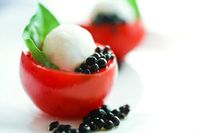 Molecular Gastronomy - Caprese bites with balsamic vinegar pearls [2000x1334] : FoodPorn