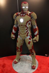 Iron Man made out of LEGOs - WANT!