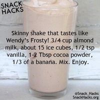 Skinny Shake that tastes like a Wendy's Frosty, made with almond milk, vanilla, cocoa powder, and banana.