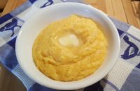 Creamy and cheesy grits that only take 10 minutes!