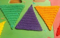 Rainbow bunting – Poppyseed and Pom