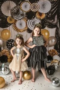 Katebackdrop ~ Products ~ Kate Black and Gold New Year Eve Party Backdrop Designed By Mandy Ringe Photography ~ Shopify Plus