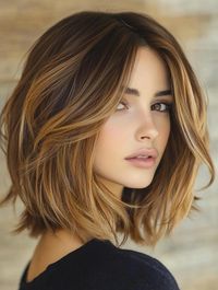 Stylish Bob Haircuts with Highlights to Add Dimension and Flair