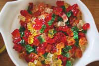 I’ve always wanted to try vodka soaked gummy bears ever since seeing them on Pinterest. To be honest, I was a little scared that it was too good to be true. Would the gummies get all sticky or giant and weird? Plus all of the instructions on Pinterest are different. Reading through the search you’ll…