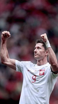 #pin #pinterest #wallpaper #hd #wallpapers #4k #fullhd #8k #phone #iphone #samsung #football #pitch #pitcher #euro2024 #europe #2024 #poland #celebration #stadium #aesthetic #vertical #red #green #lewandowski #robert #robertlewandowski #polish